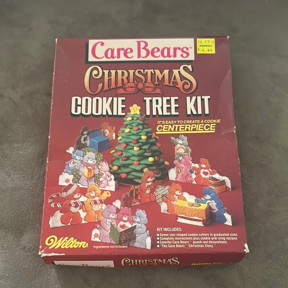 Wilton *VINTAGE* *SEALED* Care Bears Christmas Cookie Tree Kit